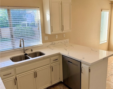4238 Brookside - Photo Thumbnail 14