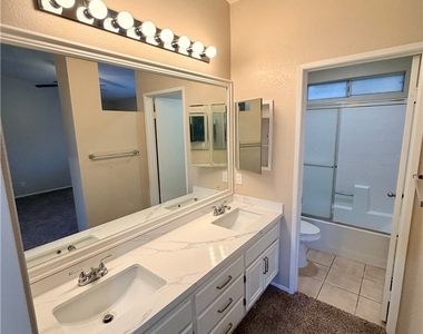 4238 Brookside - Photo Thumbnail 31