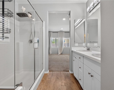 30151 Meadow Oaks - Photo Thumbnail 3