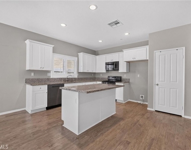 30151 Meadow Oaks - Photo Thumbnail 16
