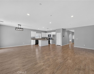 30151 Meadow Oaks - Photo Thumbnail 12