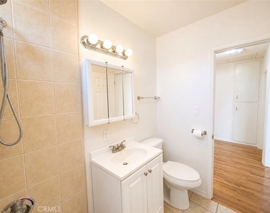 1372 W 36th Street - Photo Thumbnail 13