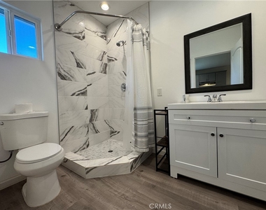 5059 B Ludgate Drive - Photo Thumbnail 12