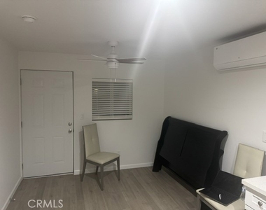 7960 Tampa Avenue - Photo Thumbnail 26