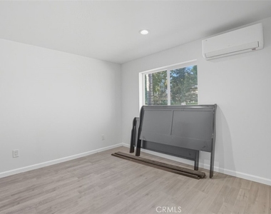 7960 Tampa Avenue - Photo Thumbnail 28