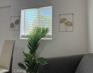7960 Tampa Avenue - Photo Thumbnail 22
