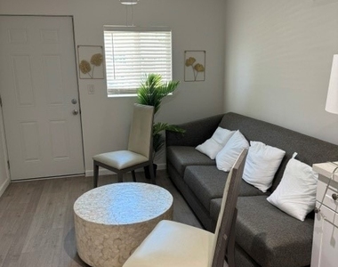 7960 Tampa Avenue - Photo Thumbnail 13