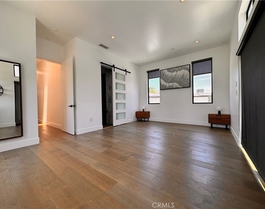 11230 Pickford - Photo Thumbnail 16