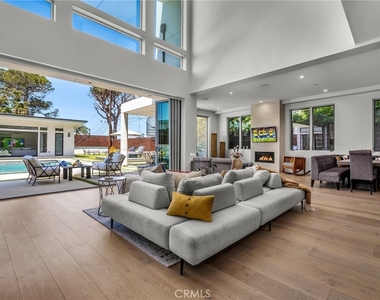 503 S Lucia Avenue - Photo Thumbnail 7