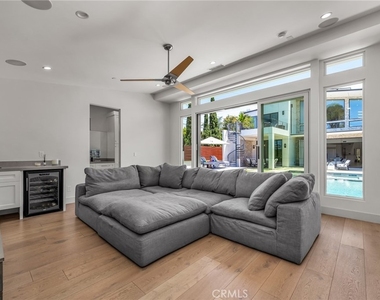 503 S Lucia Avenue - Photo Thumbnail 9