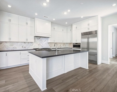212 Mistwater - Photo Thumbnail 15