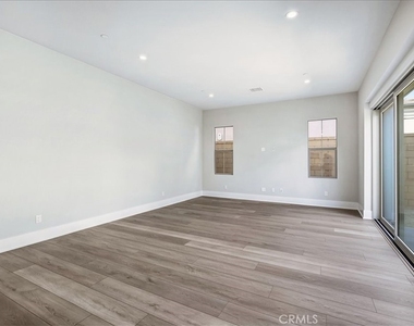 212 Mistwater - Photo Thumbnail 16