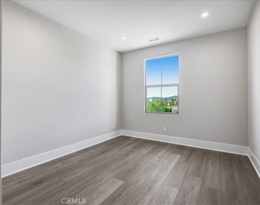 212 Mistwater - Photo Thumbnail 33