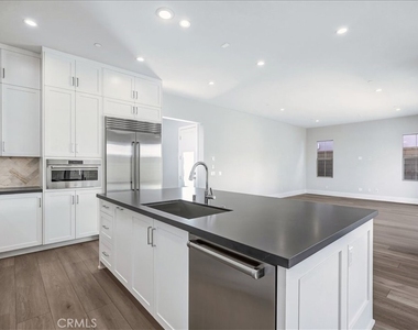 212 Mistwater - Photo Thumbnail 11