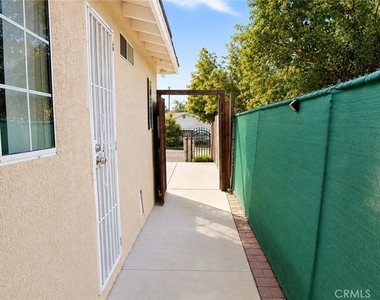 301 Colston Avenue - Photo Thumbnail 9