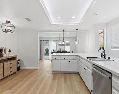 754 Manecita Circle - Photo Thumbnail 20