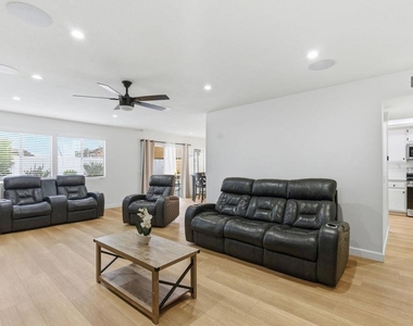 754 Manecita Circle - Photo Thumbnail 14