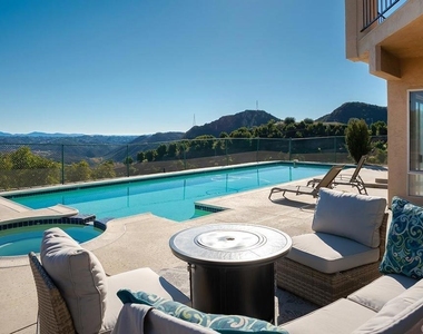 3804 W Sandia Creek - Photo Thumbnail 24