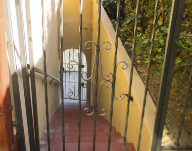 1 Waverly Drive - Photo Thumbnail 3