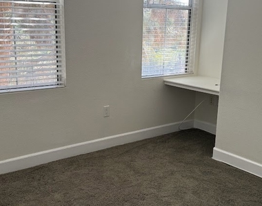 2341 Watermarke Place - Photo Thumbnail 8