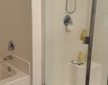 2341 Watermarke Place - Photo Thumbnail 10