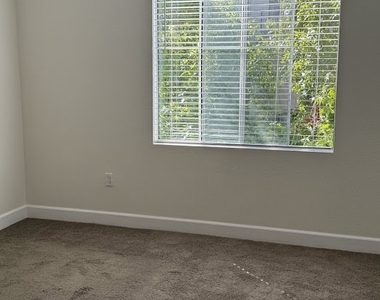 2341 Watermarke Place - Photo Thumbnail 9