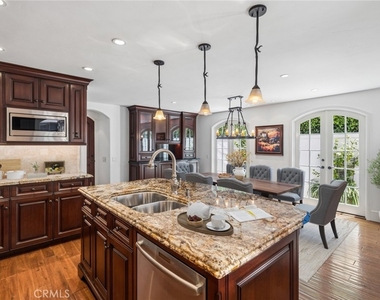 3214 Clay St - Photo Thumbnail 30