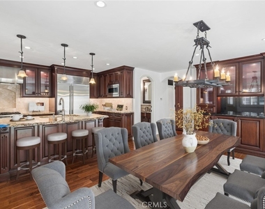 3214 Clay St - Photo Thumbnail 32