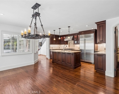 3214 Clay St - Photo Thumbnail 11