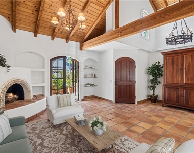 3214 Clay St - Photo Thumbnail 28