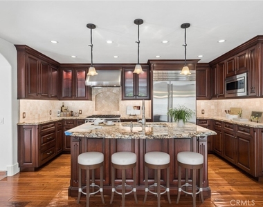 3214 Clay St - Photo Thumbnail 35