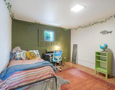 730 S Broadway - Photo Thumbnail 27