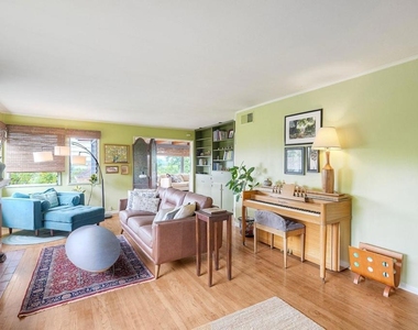 730 S Broadway - Photo Thumbnail 5