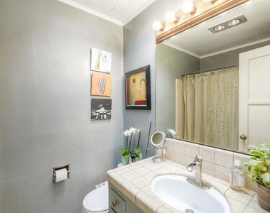730 S Broadway - Photo Thumbnail 17
