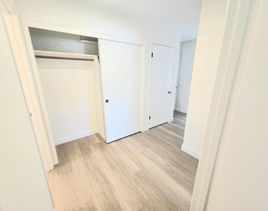 910 Academy Avenue - Photo Thumbnail 9