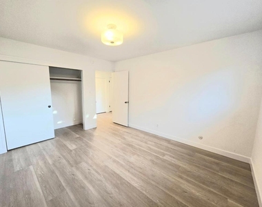 910 Academy Avenue - Photo Thumbnail 11