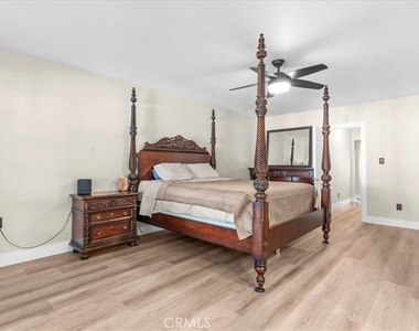 943 N Orange - Photo Thumbnail 14