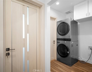 16036 Liggett Street - Photo Thumbnail 9