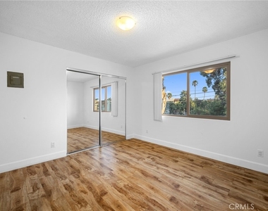 823 E Wilson Avenue - Photo Thumbnail 14