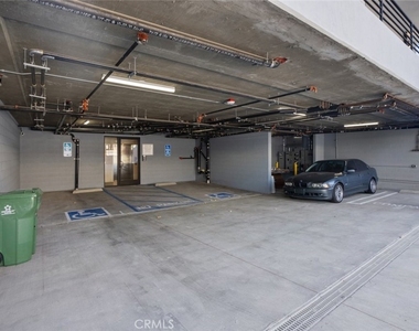 10032 Commerce Avenue - Photo Thumbnail 30
