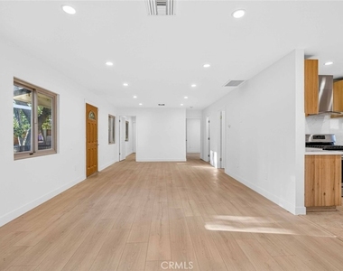 6944 Beckett Street - Photo Thumbnail 1