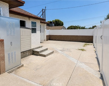2431 N Lamer Street - Photo Thumbnail 14