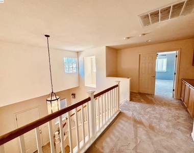 2126 Shenandoah Drive - Photo Thumbnail 14
