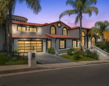3856 Vista Linda Drive - Photo Thumbnail 9