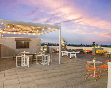 1001 N Fairfax Avenue - Photo Thumbnail 18
