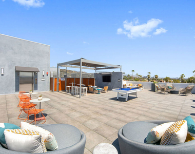 1001 N Fairfax Avenue - Photo Thumbnail 14