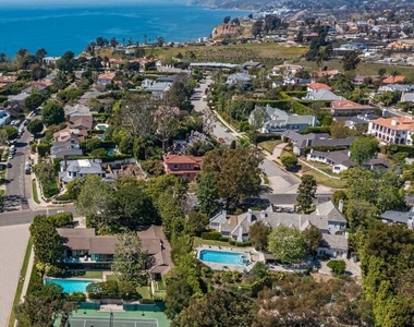400 Toyopa Drive - Photo Thumbnail 33