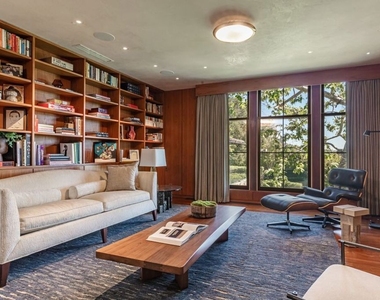 400 Toyopa Drive - Photo Thumbnail 13
