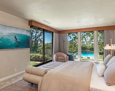 400 Toyopa Drive - Photo Thumbnail 14