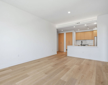 3555 Overland Avenue - Photo Thumbnail 9